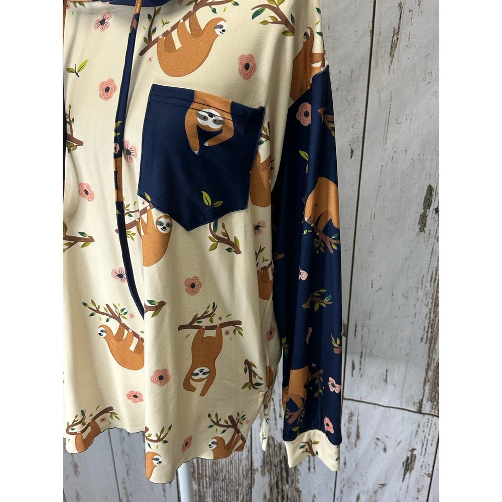 Lily By Firmiana Sloth Women's Hoodie Soft Tan/Navy Size Med - Picture 2 of 5